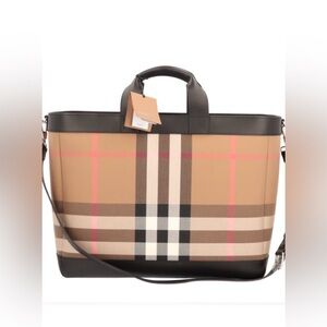 NWT Large Authentic Burberry Duffle Travel Bag